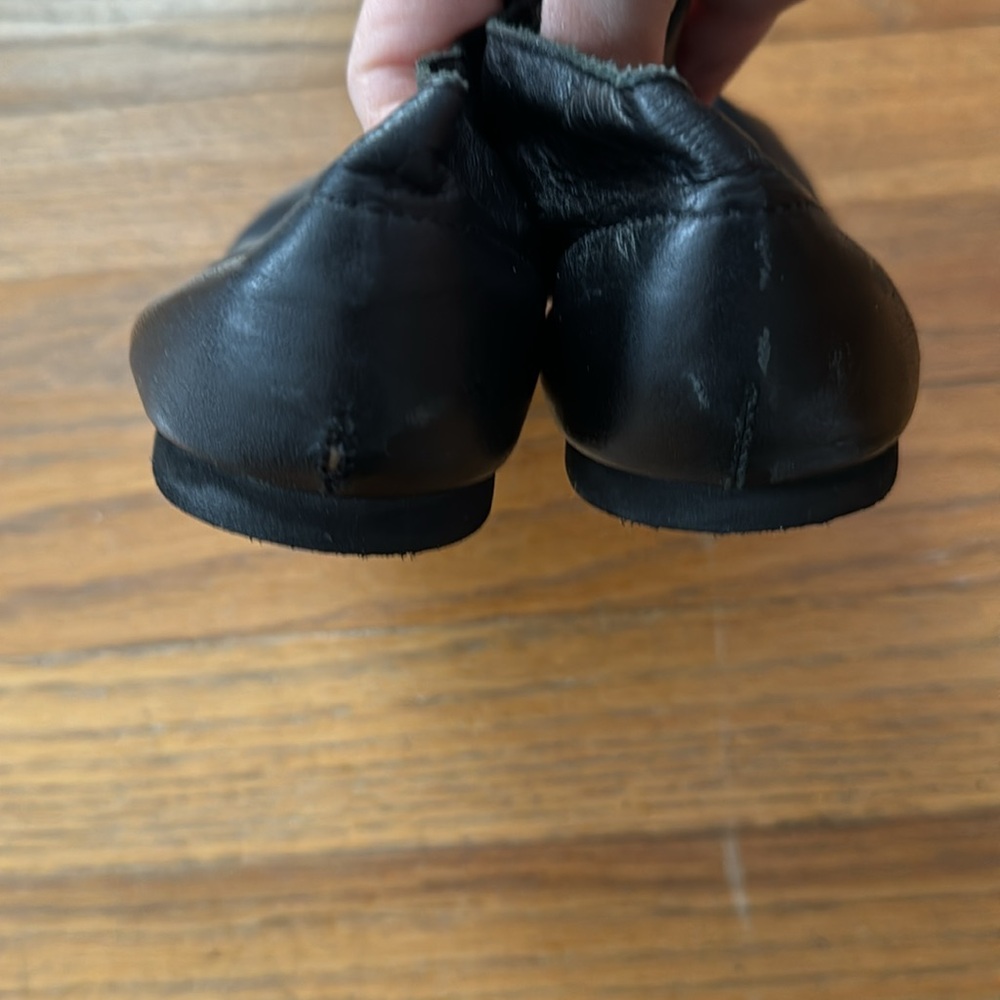 💃🏻Capezio black leather jazz shoes. Size 7M. - Picture 3 of 8